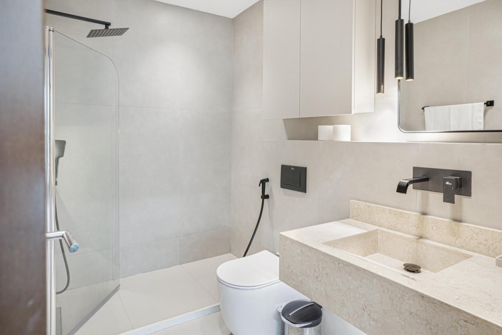 Apartment Sunrise Homes - Luxurious 1 Bedroom In Marina Promenade Dubai