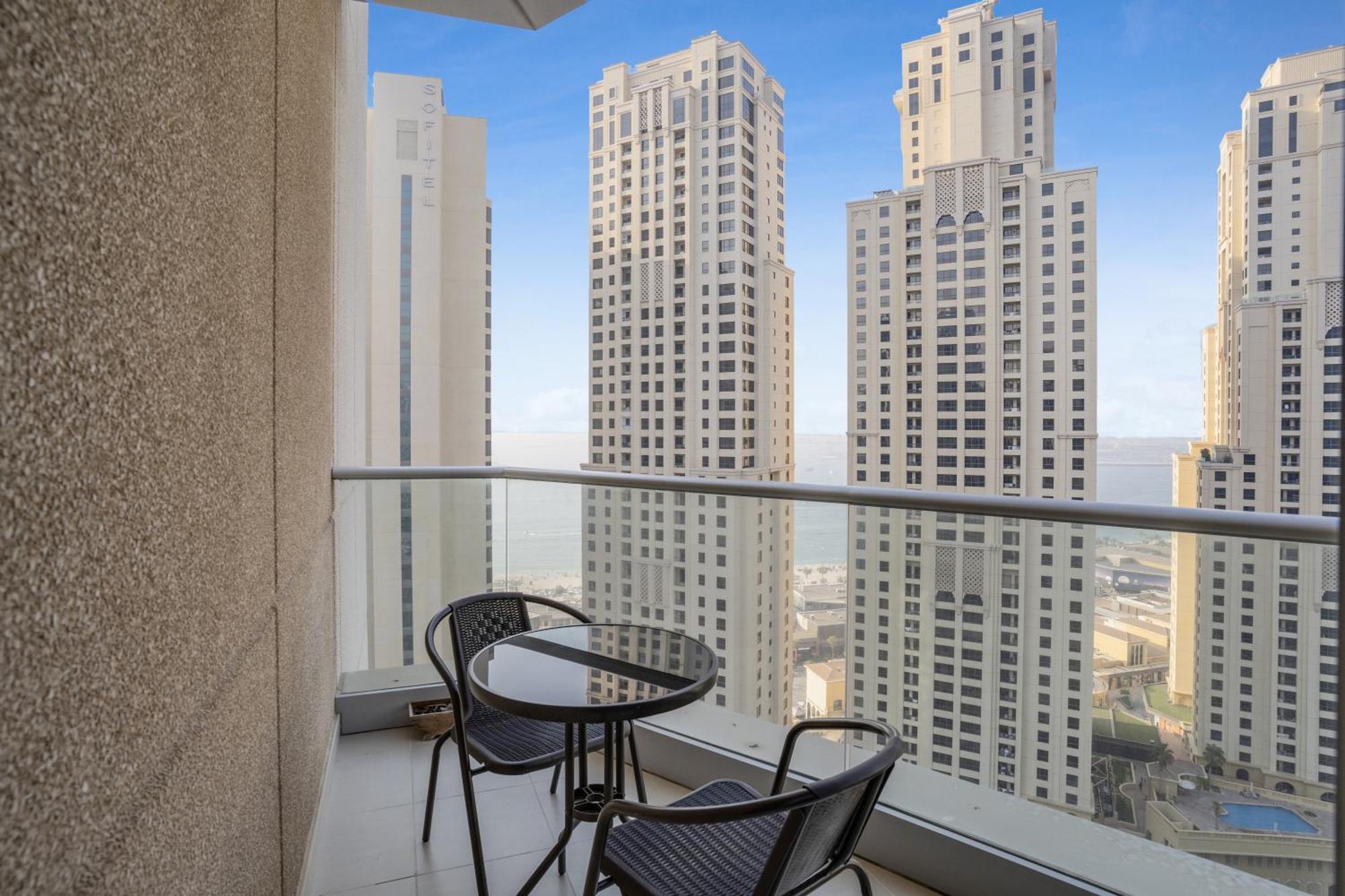 Sunrise Homes - Luxurious 1 Bedroom In Marina Promenade Dubai