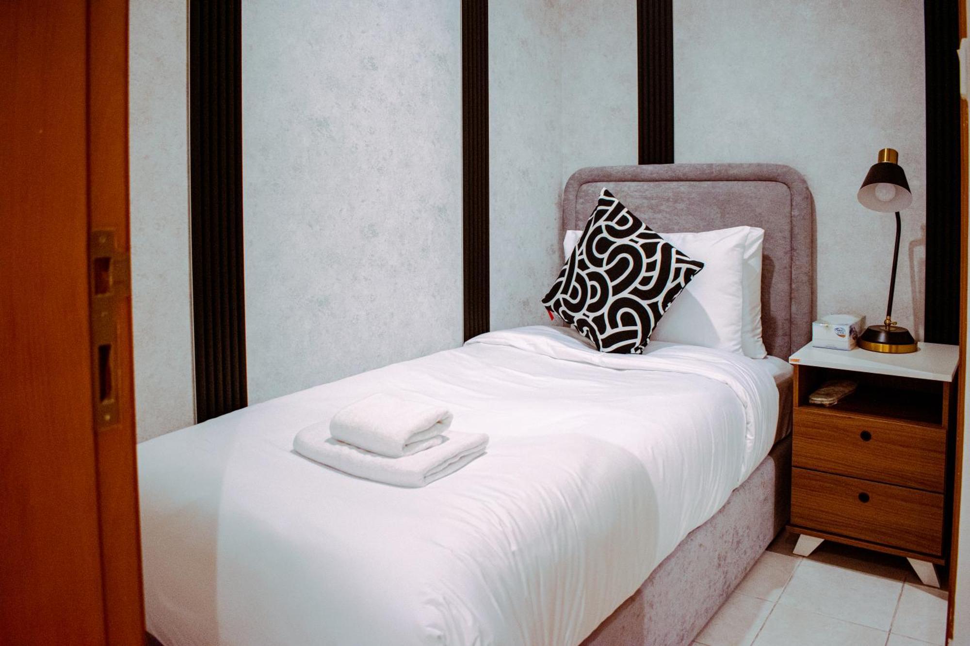 Jbr Grande Living - Stunning Sea View, Pool & Gym Apartment