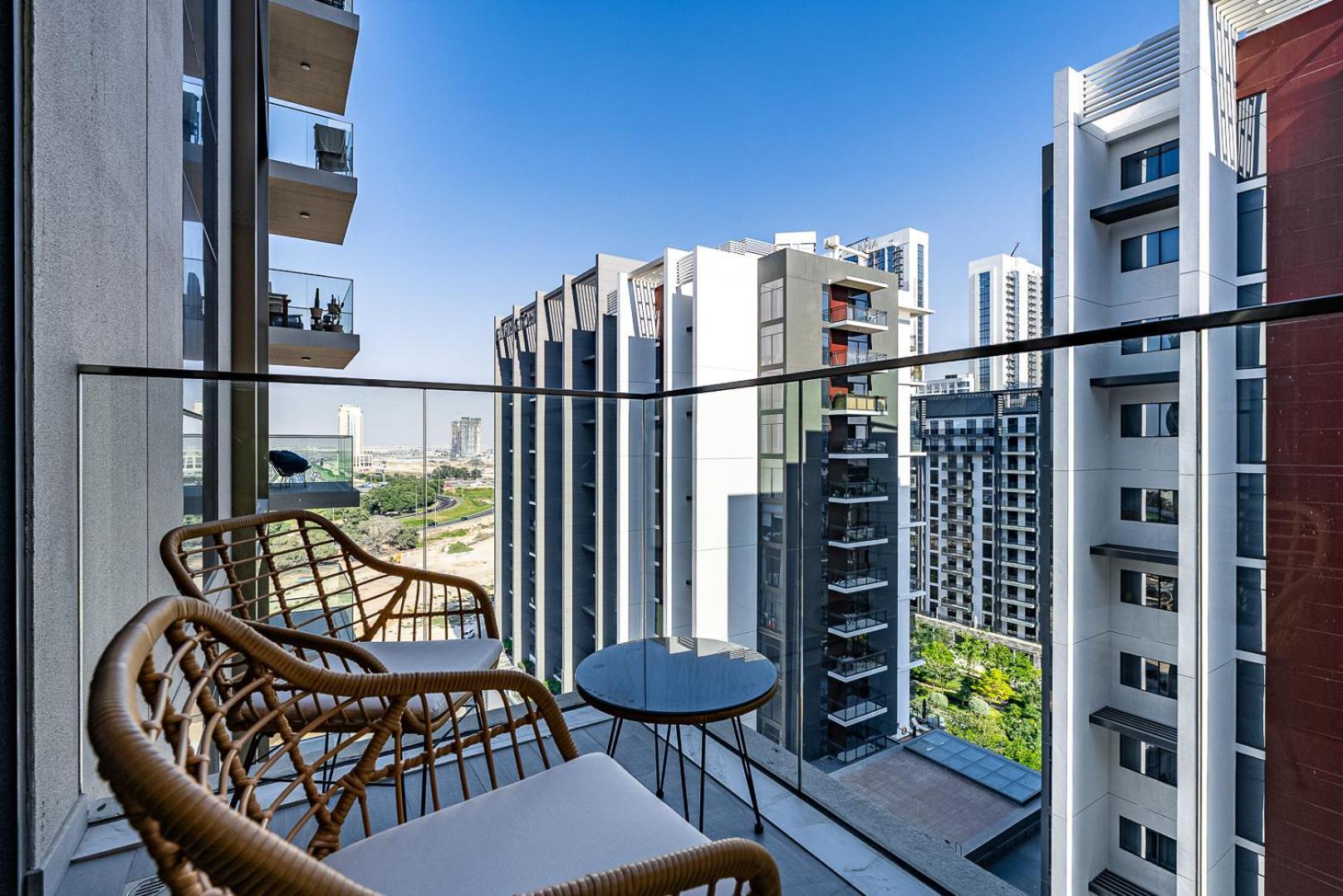Luxurious 1bdr In Mbr