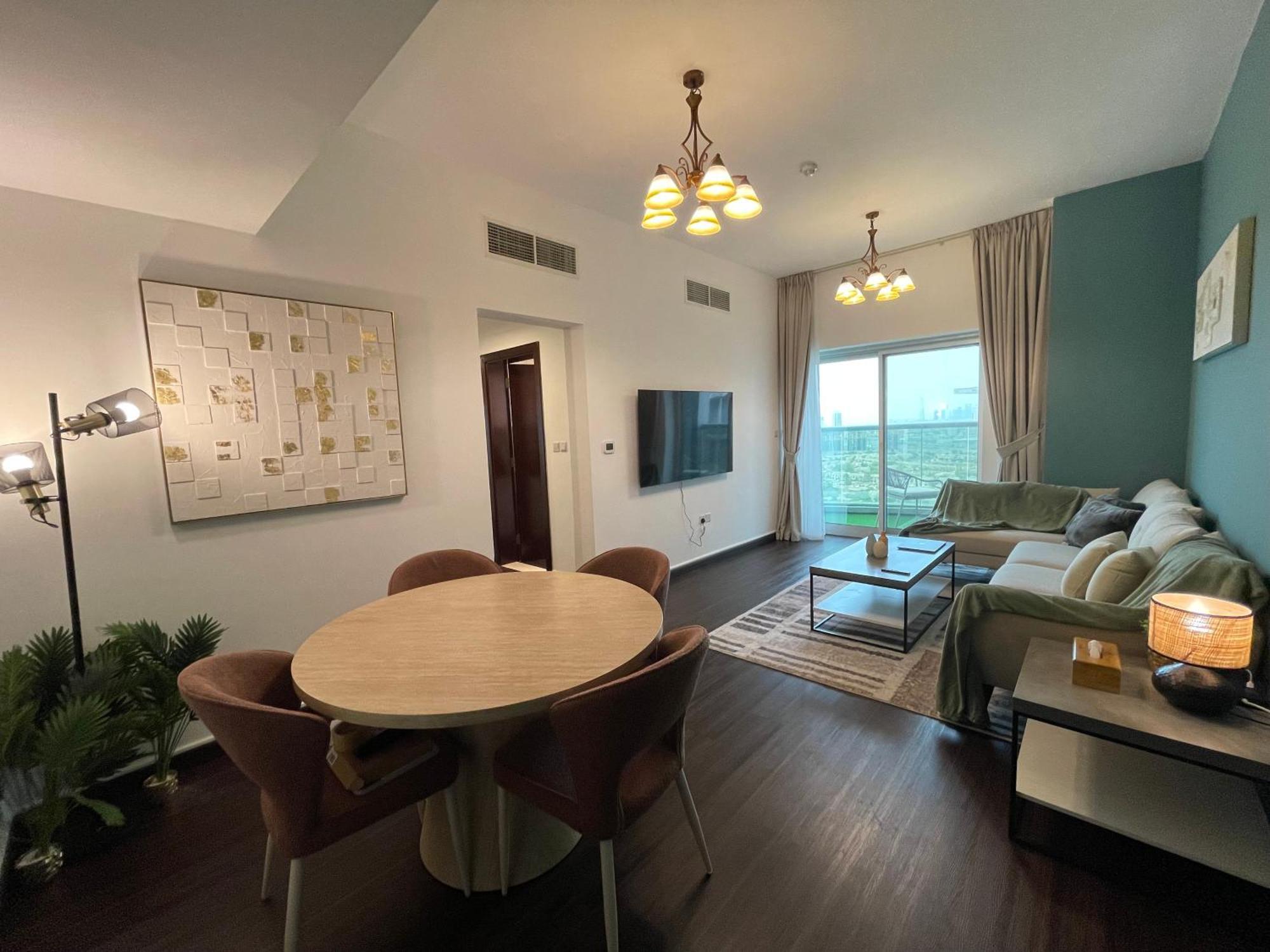 Ultra Luxury Chic 2bed In Apartment Dubai