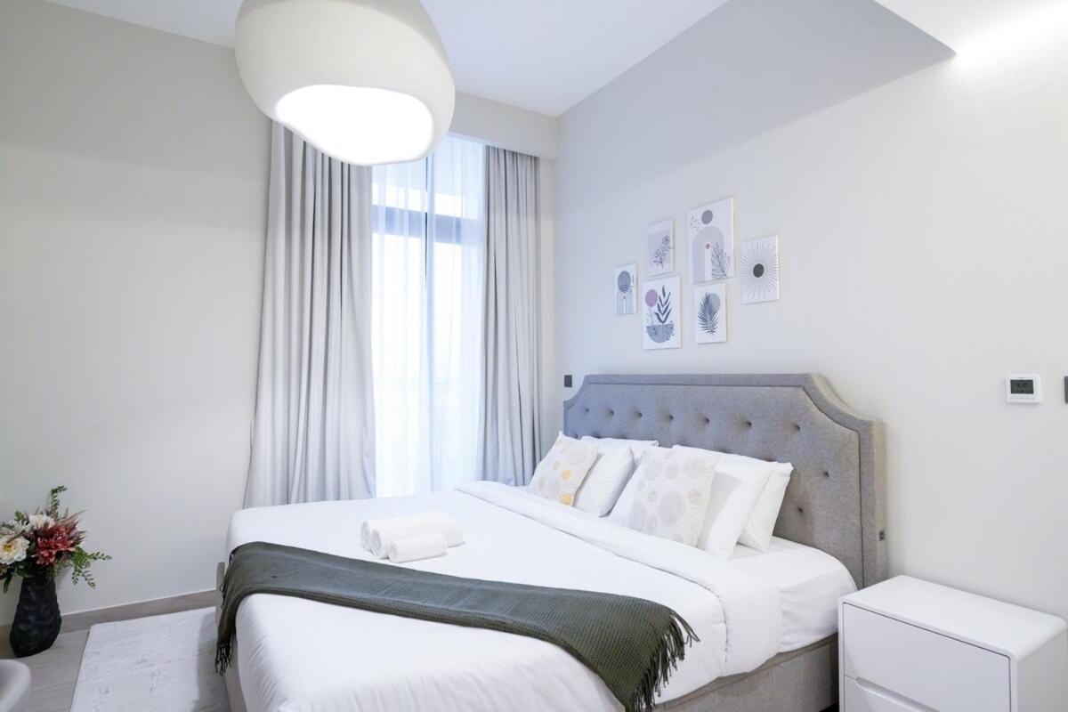 Veluxa - 2bed With Skyline View In Azizi Riviera
