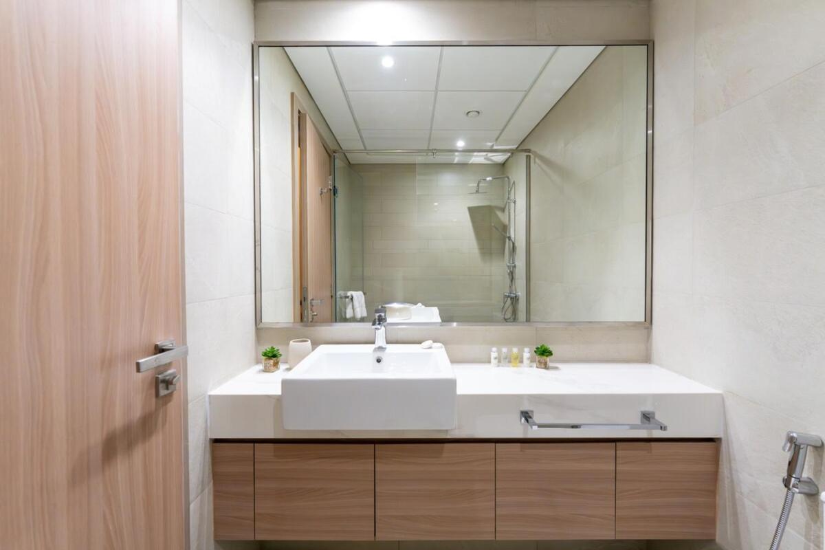 Apartment Veluxa - 2bed With Skyline View In Azizi Riviera *