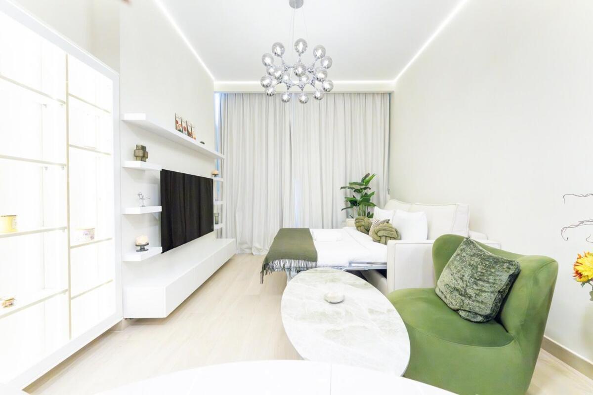 Apartment Veluxa - 2bed With Skyline View In Azizi Riviera Dubai