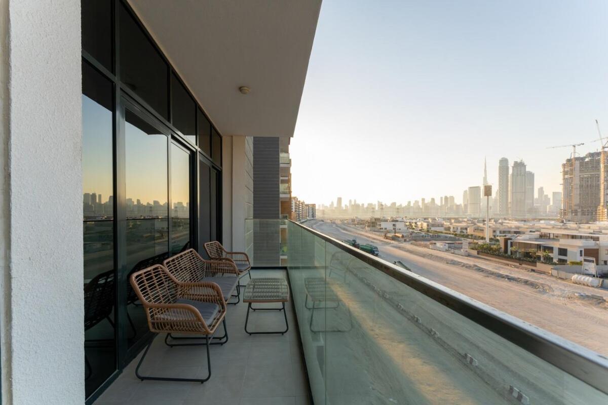 Veluxa - 2bed With Skyline View In Azizi Riviera Apartment *