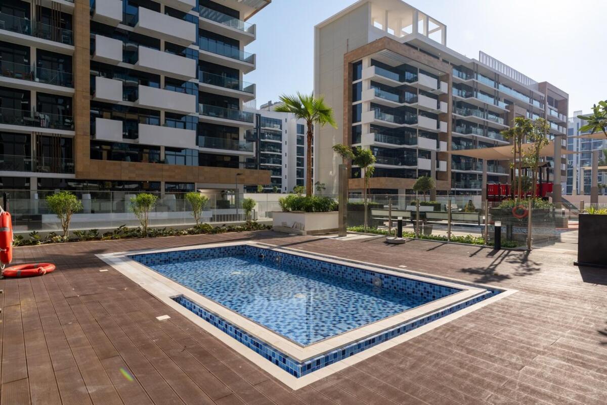 Veluxa - 2bed With Skyline View In Azizi Riviera
