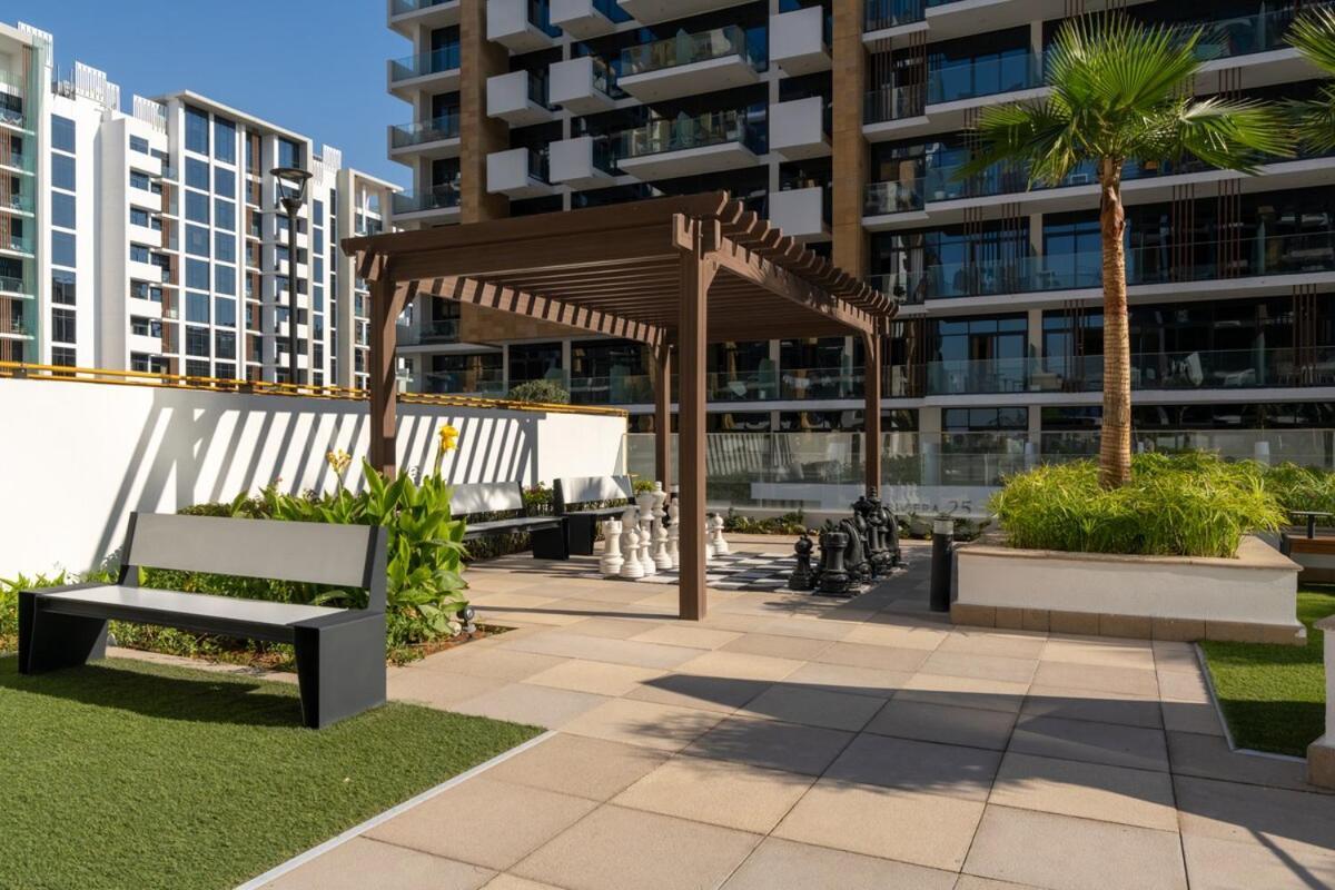 Veluxa - 2bed With Skyline View In Azizi Riviera