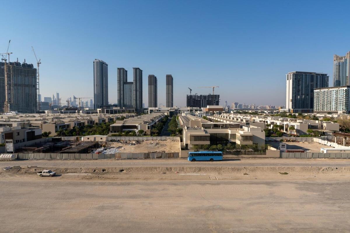 Veluxa - 2bed With Skyline View In Azizi Riviera * Dubai
