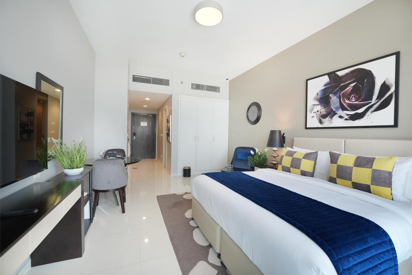 Easygo- Stylish Stu In Damac Hills Artesiad Apartment