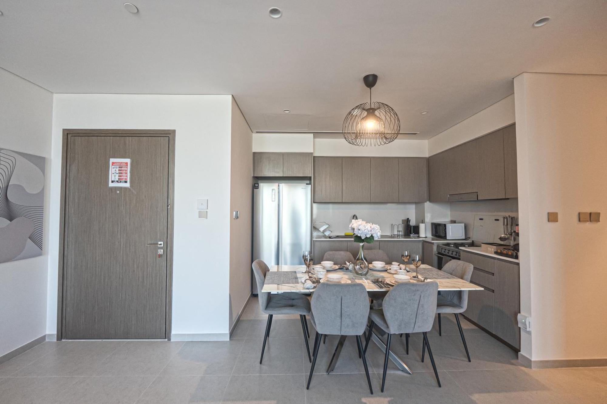 Apartment Venetian - Chill In 2br Insane Burj Views & Luxe Massage Chair *