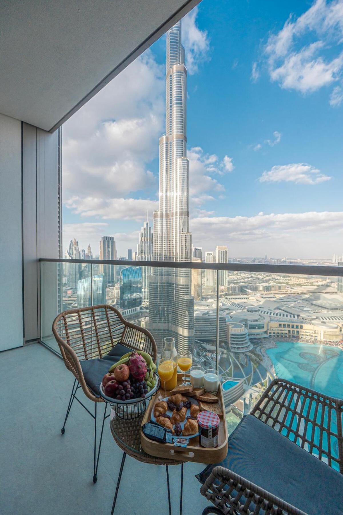 Venetian - Chill In 2br Insane Burj Views & Luxe Massage Chair Dubai