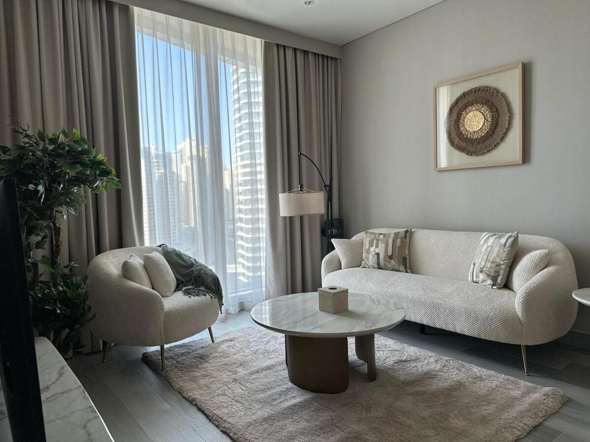 Entire In Marina * Dubai