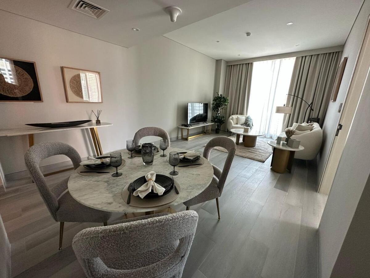 Entire In Marina Apartment Dubai