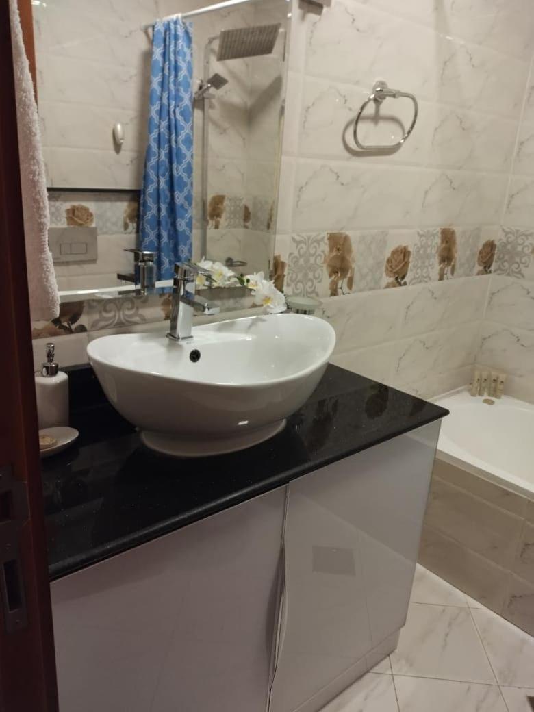 Cozy L Perfect For Couples Apartment Dubai