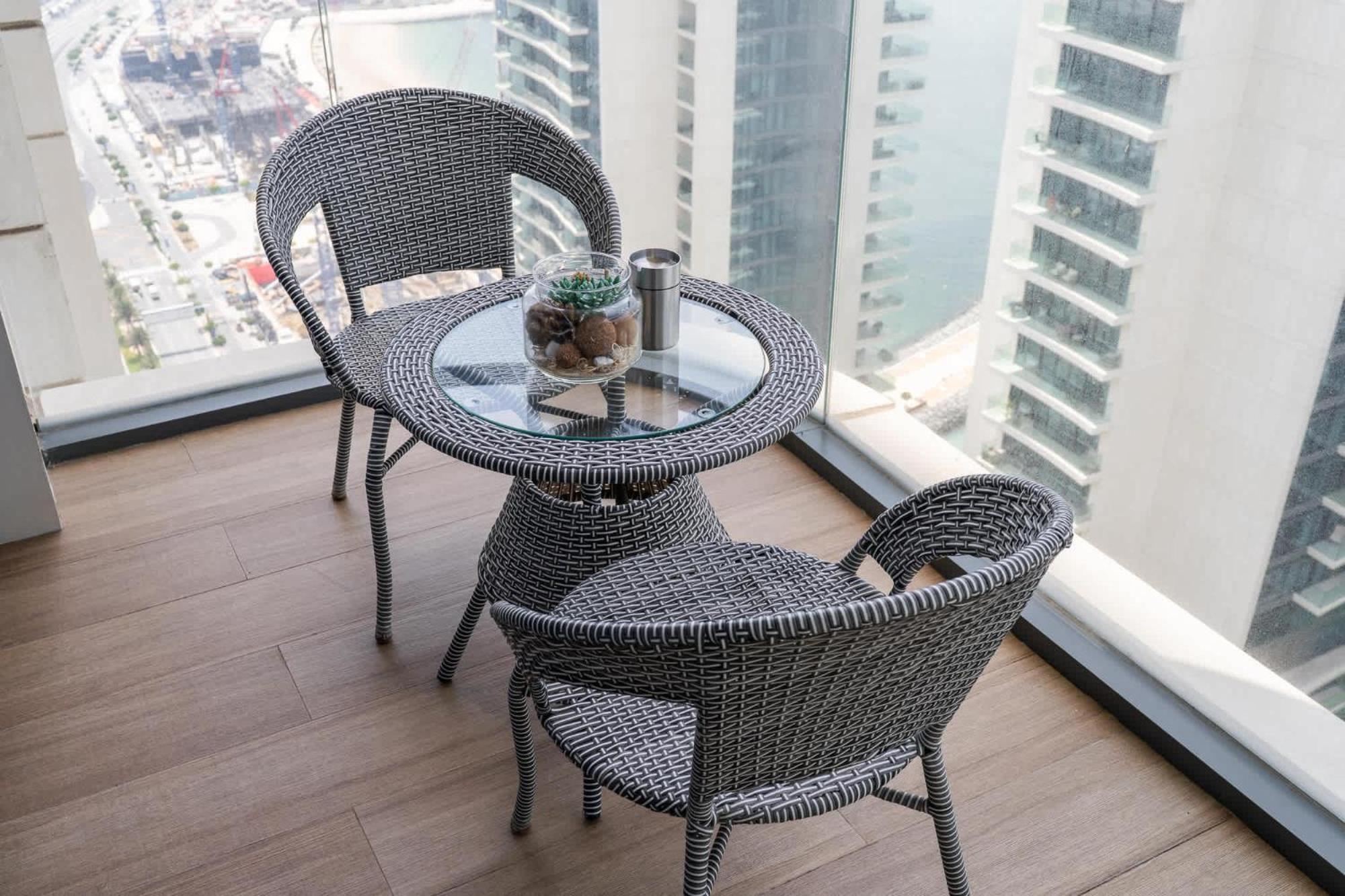 Apartment 1 Bedroom In Marina Vista With Full Palm Views *