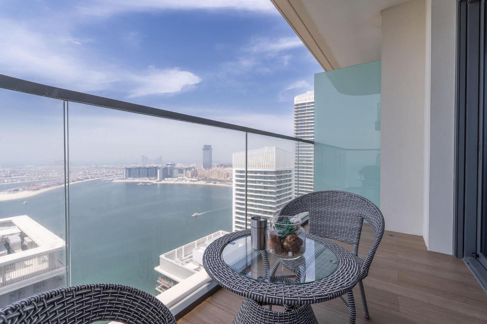 Apartment 1 Bedroom In Marina Vista With Full Palm Views *