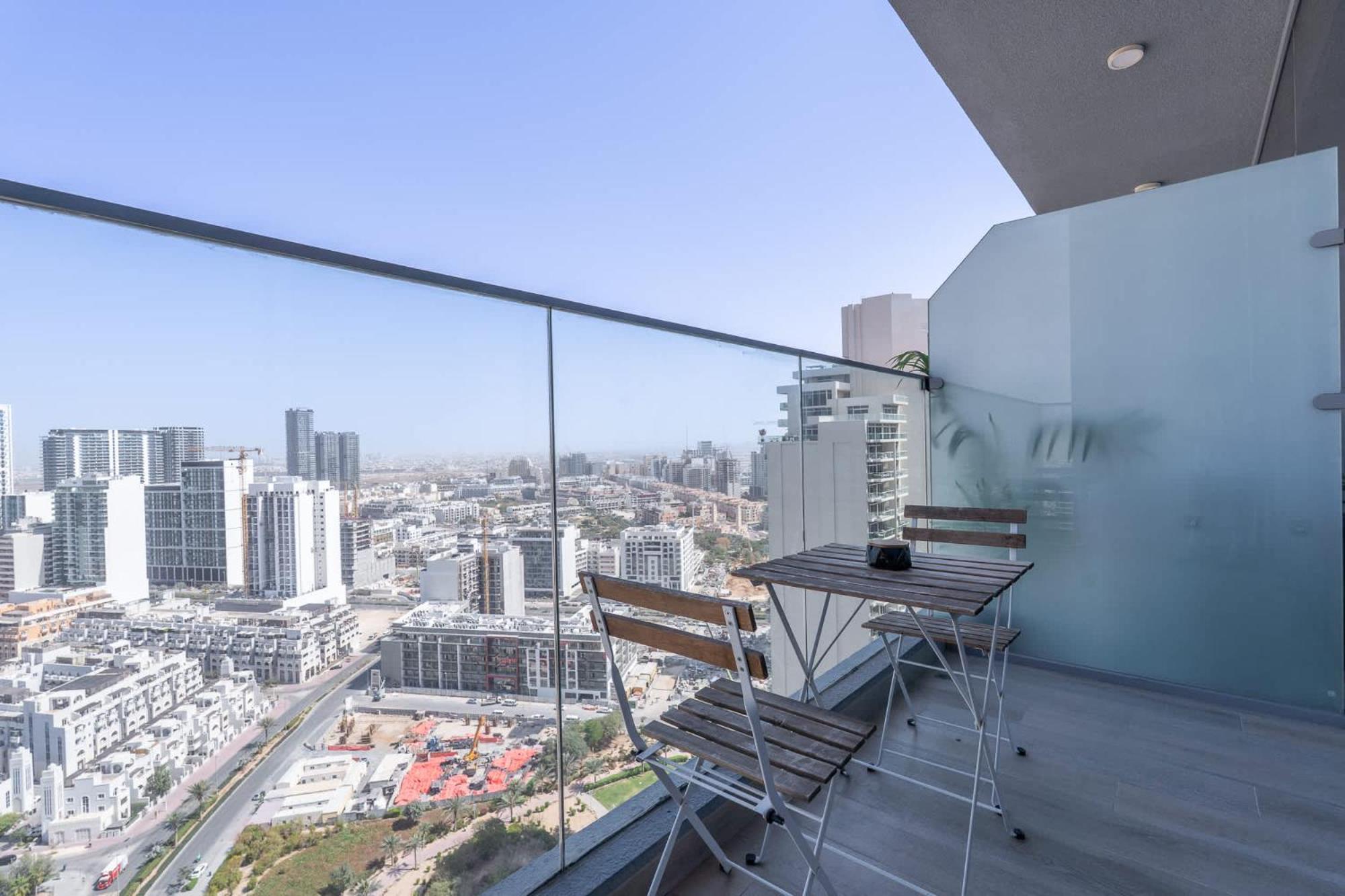 In Bloom Heights With Captivating View Dubai