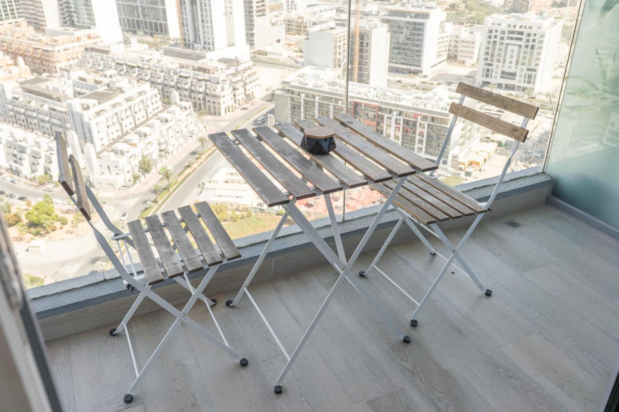 In Bloom Heights With Captivating View