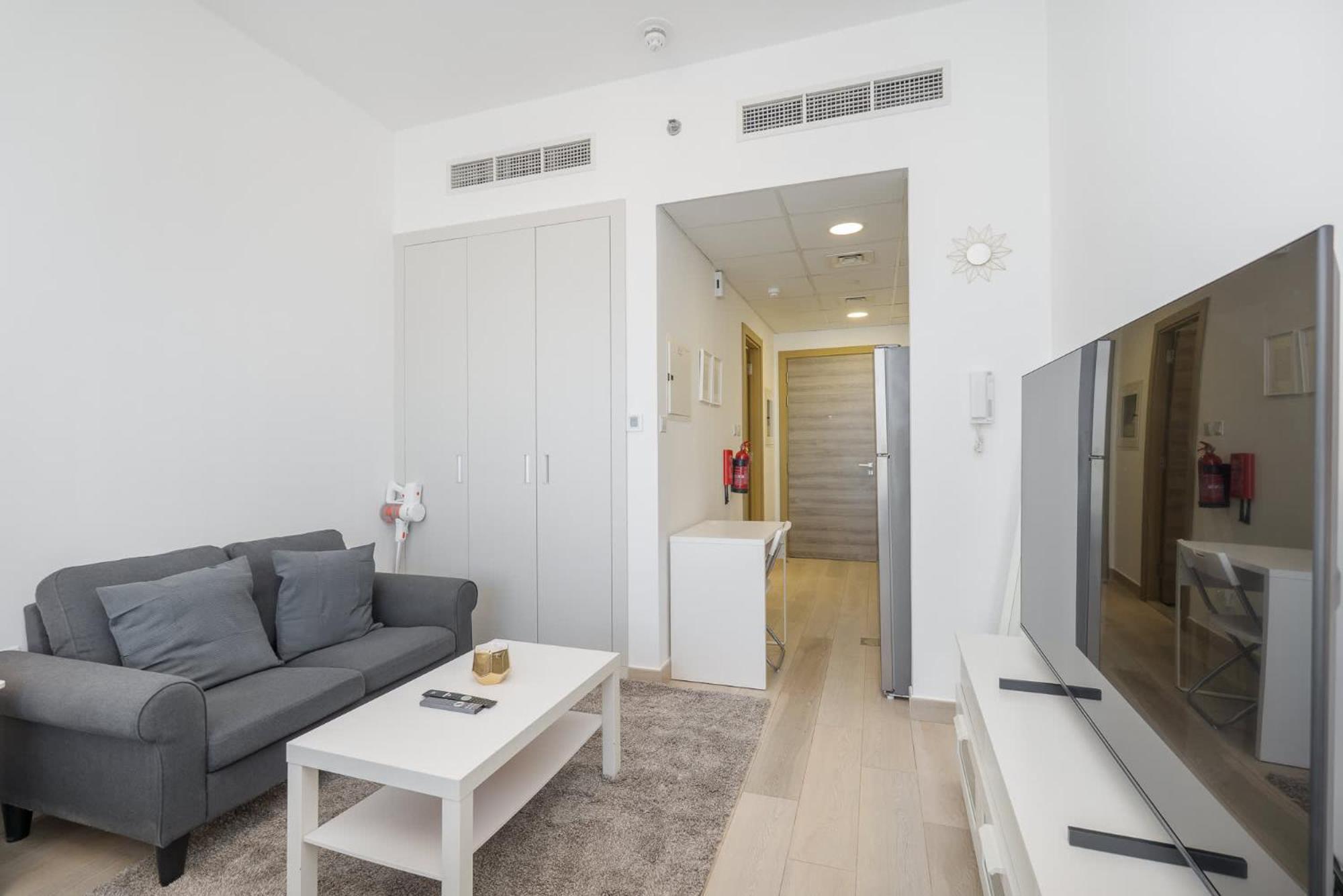 In Bloom Heights With Captivating View