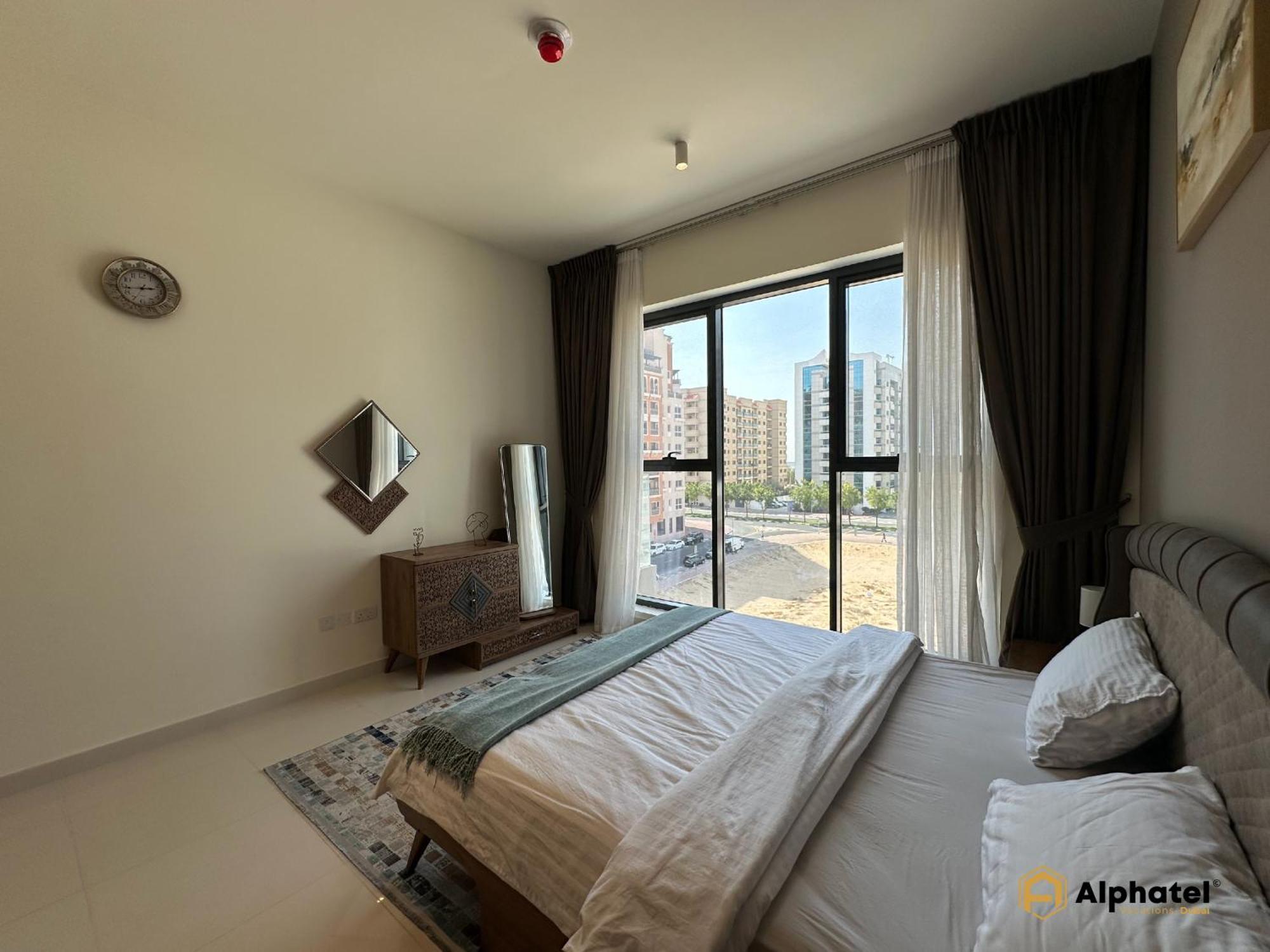 Stylish 1-bedroom In Silicon Oasis - By Alphatel Vacations Dubai