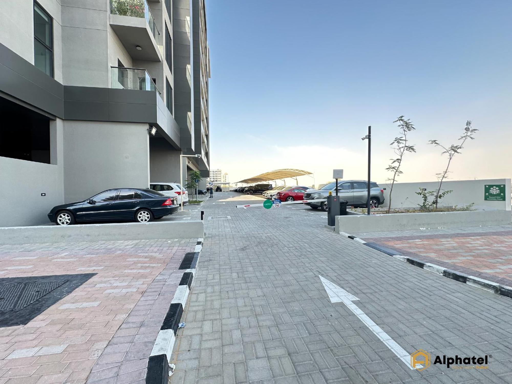 Stylish 1-bedroom In Silicon Oasis - By Alphatel Vacations *