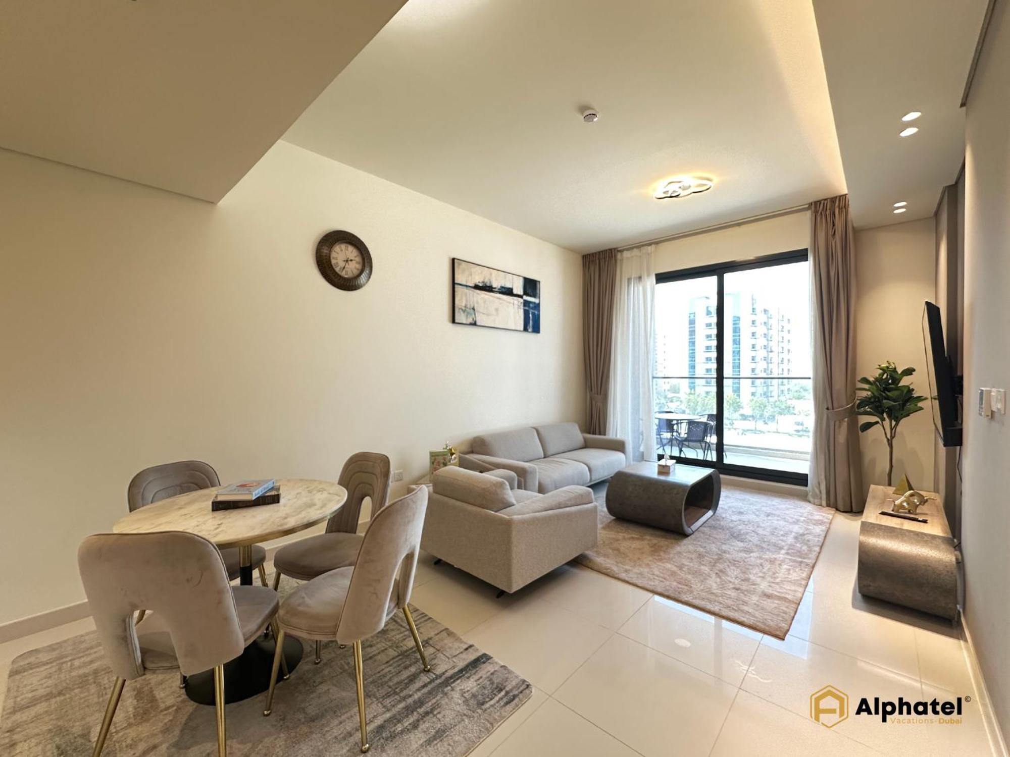 Stylish 1-bedroom In Silicon Oasis - By Alphatel Vacations