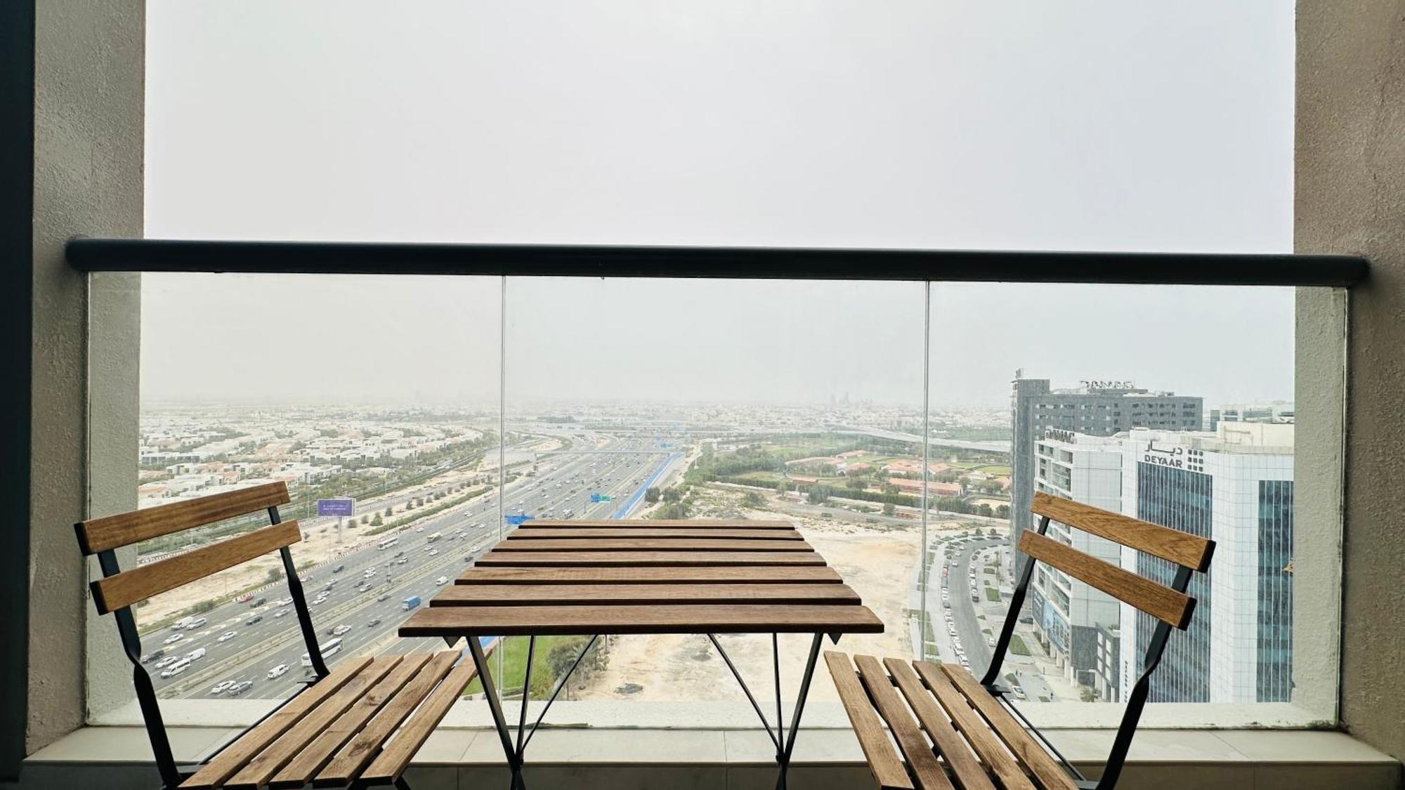 Upscale Burj View With Balcony Free Parking By Belvilla Homestay