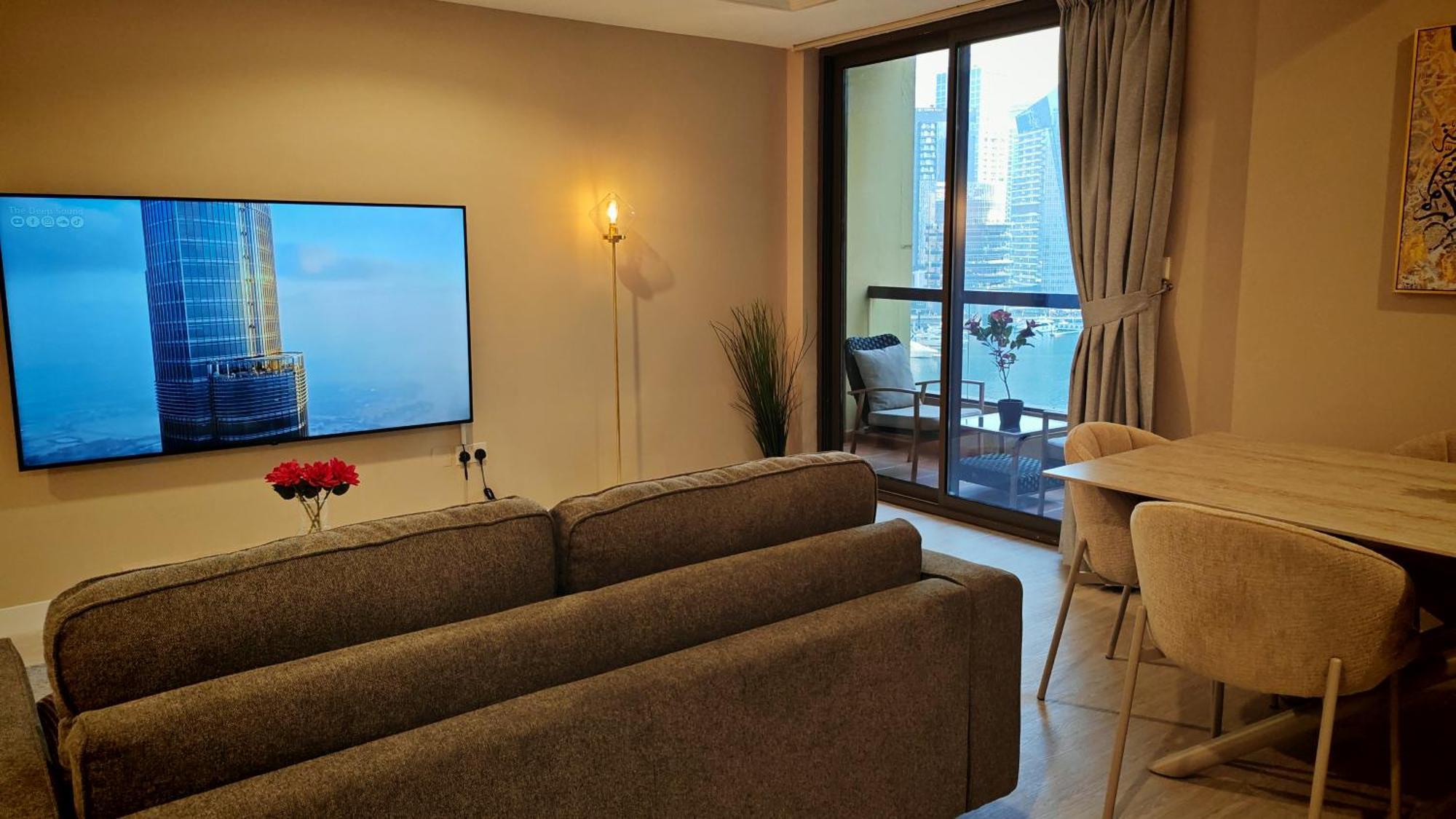 Modern, Spacious, Luxe 5Br Plus Maid Condo In Jbr, Near Jbr Beach, Marina View, By La Buena Vida Holiday Homes