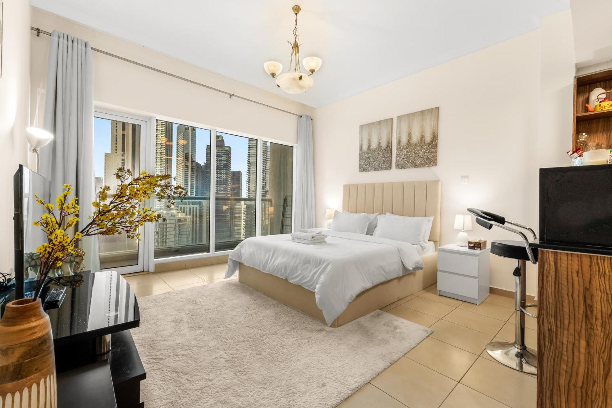 Downtown Burj Al Nujoom Mall & Burj Khalifa Apartment