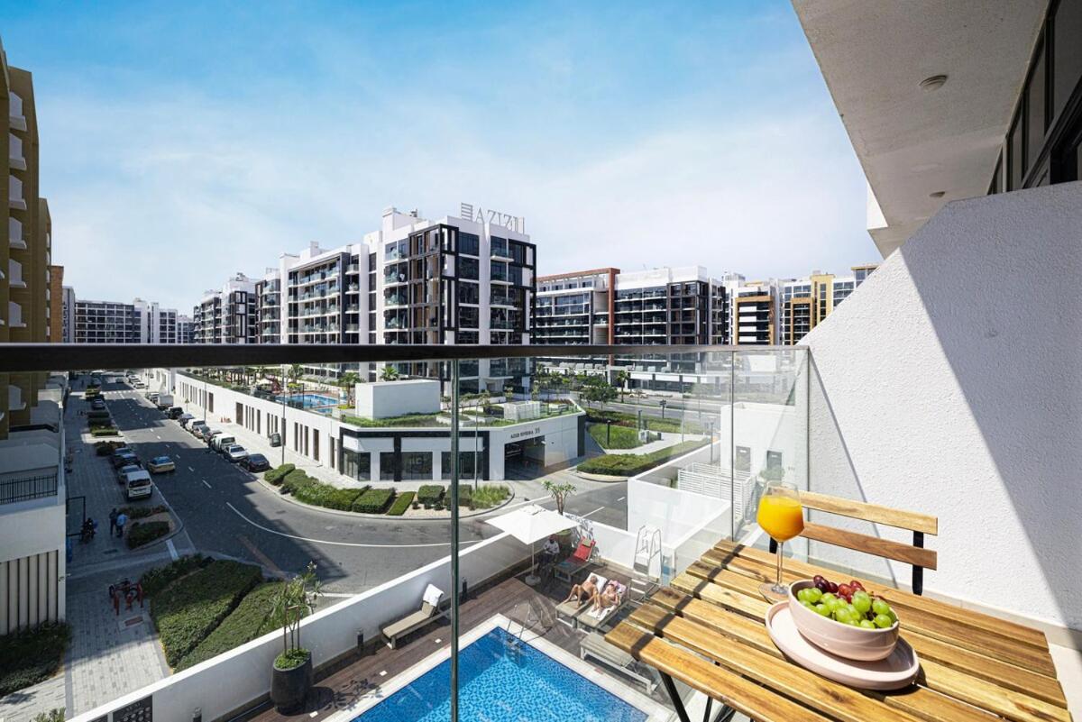 Livin Holidays - - Azizi Riviera