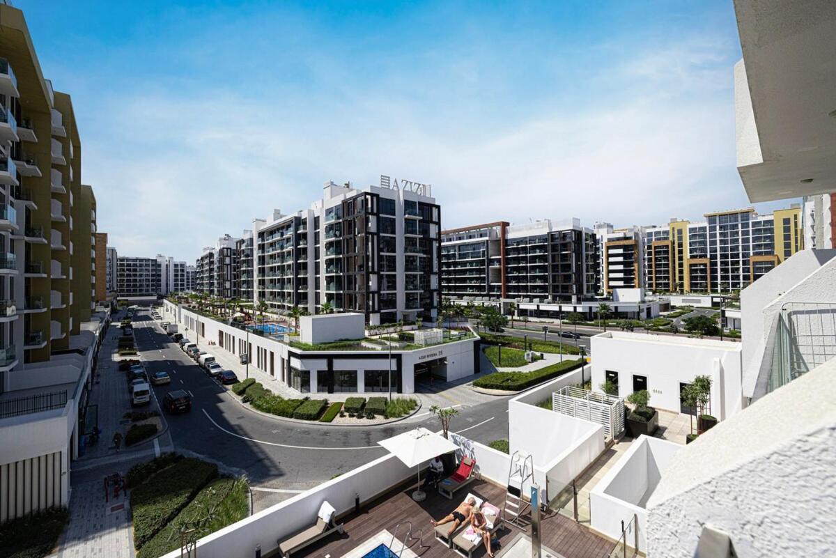 Livin Holidays - - Azizi Riviera