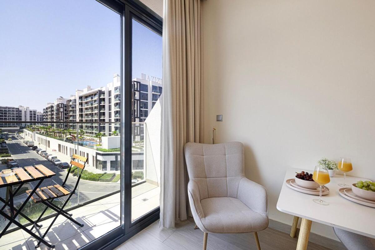 Livin Holidays - - Azizi Riviera Apartment Dubai