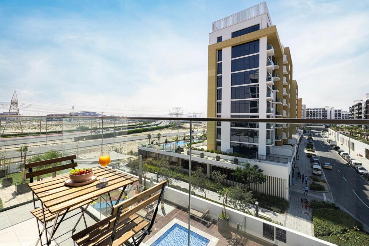 Livin Holidays - - Azizi Riviera Apartment Dubai