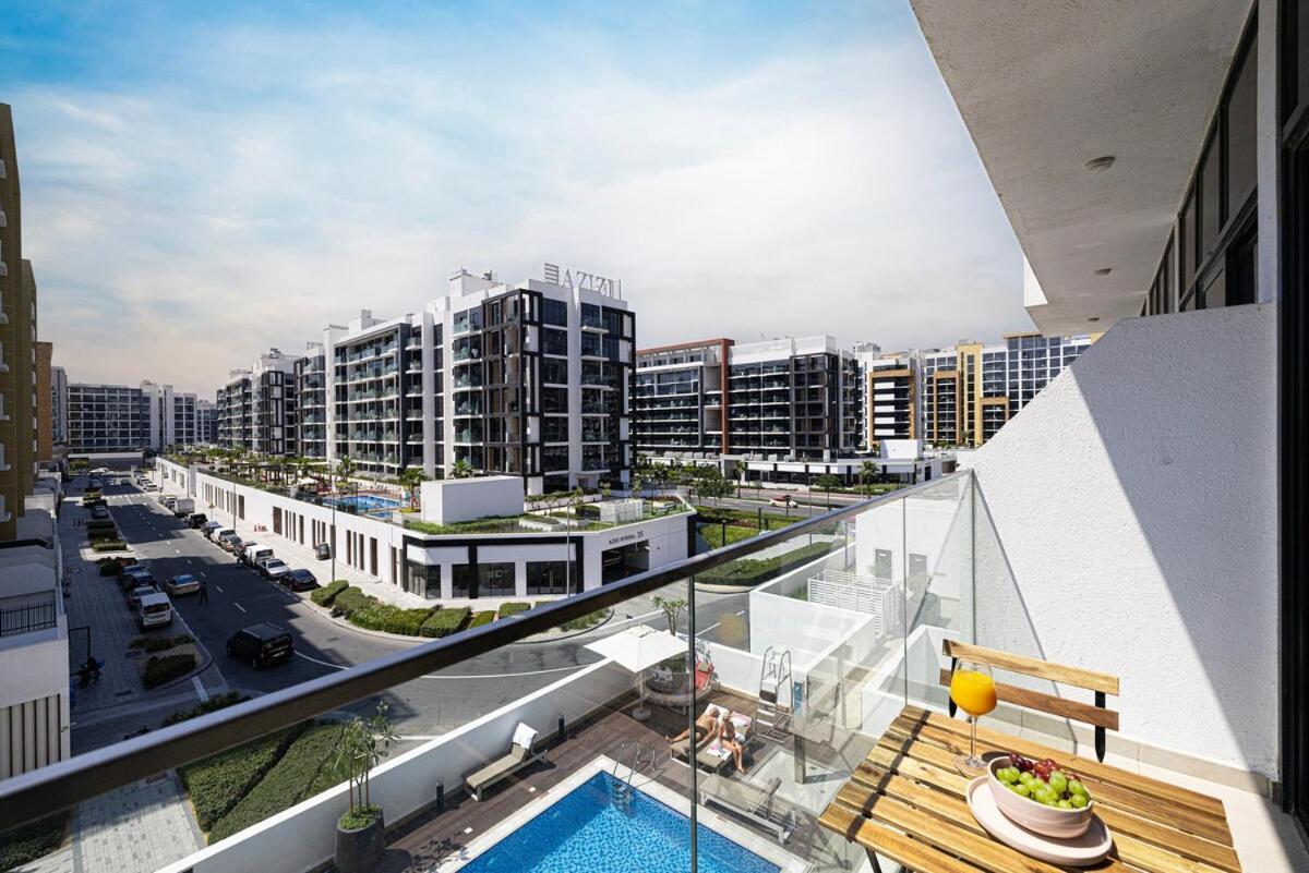 Livin Holidays - - Azizi Riviera Apartment Dubai