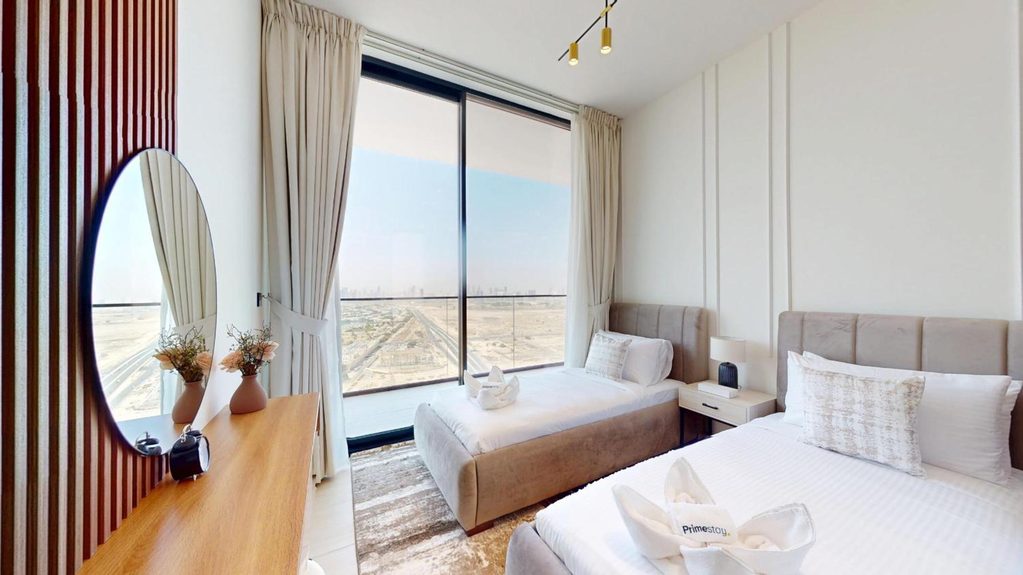 Primestay - High-rise 2br Oasis With Private Pool In Binghatti Onyx * Dubai