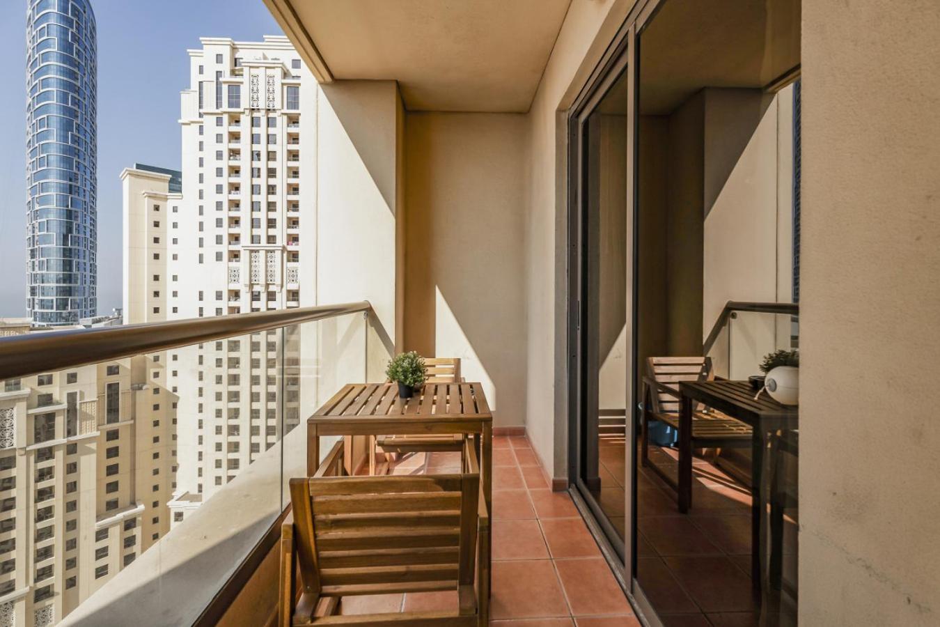 Short Shams 1 Jumeirah 2 Bed Sleeps 6 Apartment *