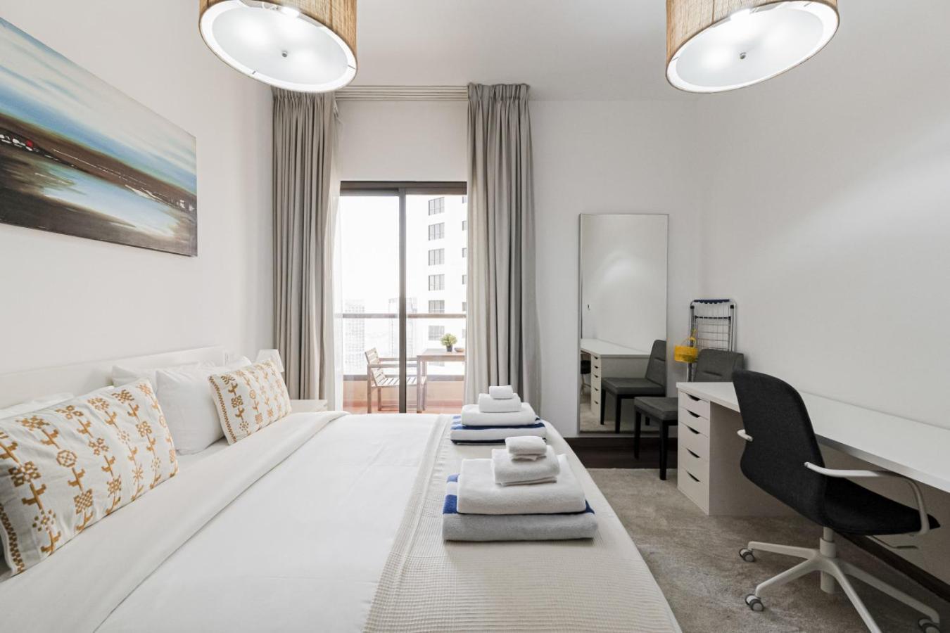 Apartment Short Shams 1 Jumeirah 2 Bed Sleeps 6 Dubai