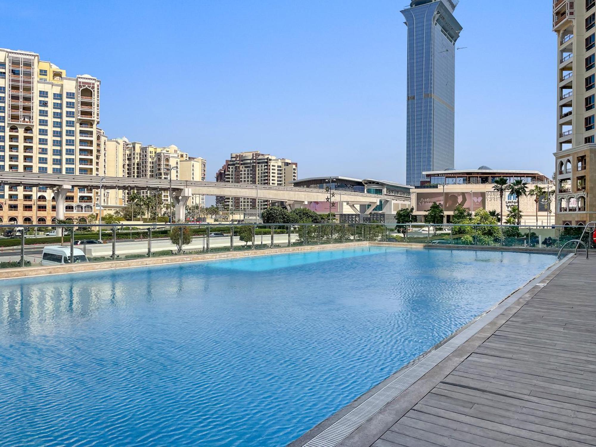 Cozy Sea View Palm Views West At Palm Jumeirah