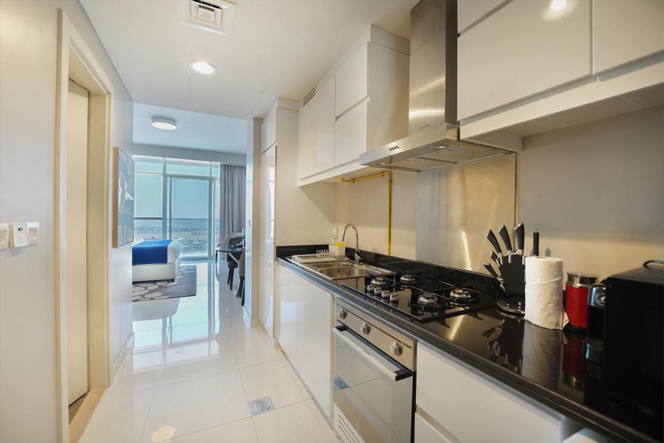 Easygo- Stylish Stu In Damac Hills Artesiad