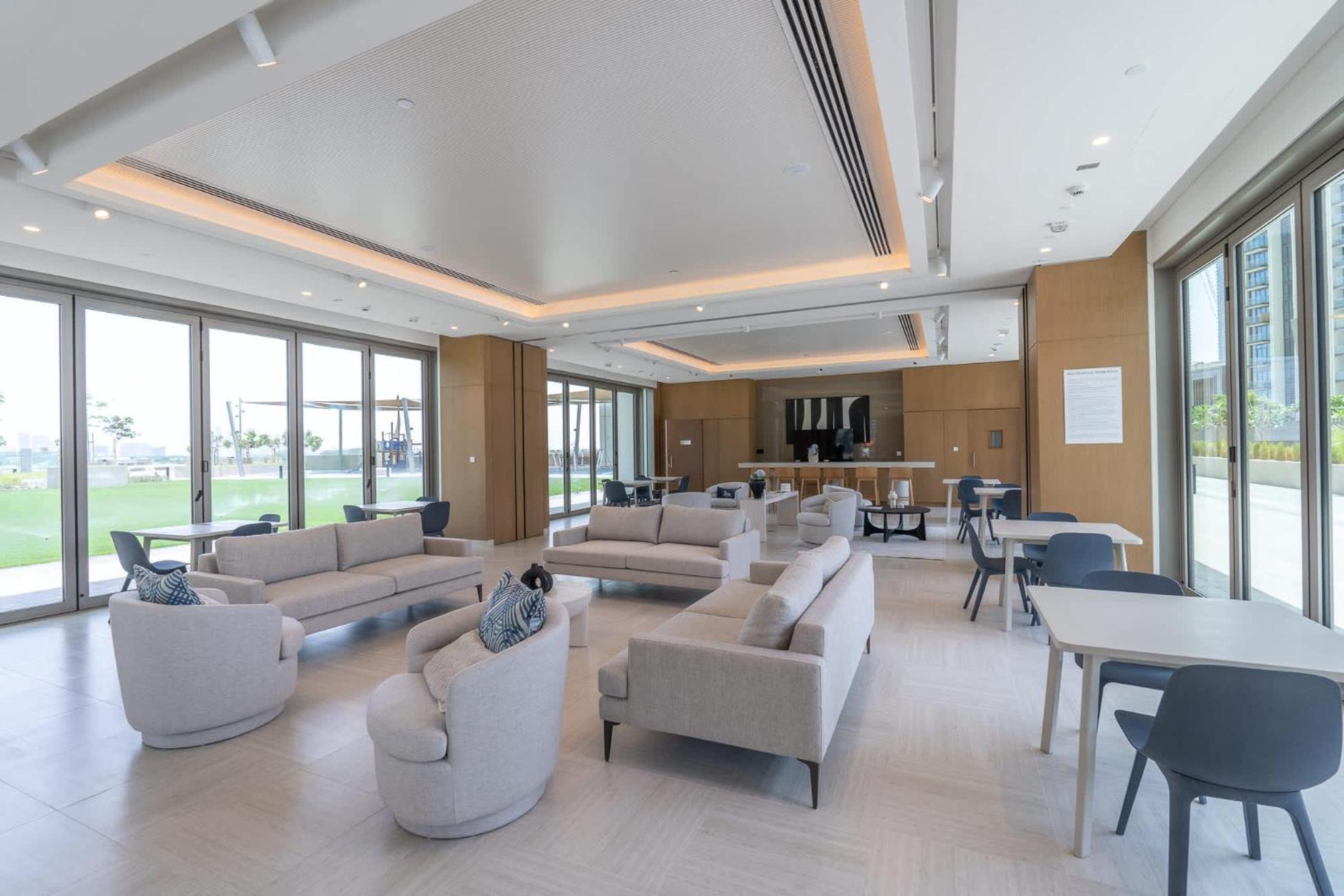 4 Bedroom In Downtown With Full Burj Khalifa Views Apartment