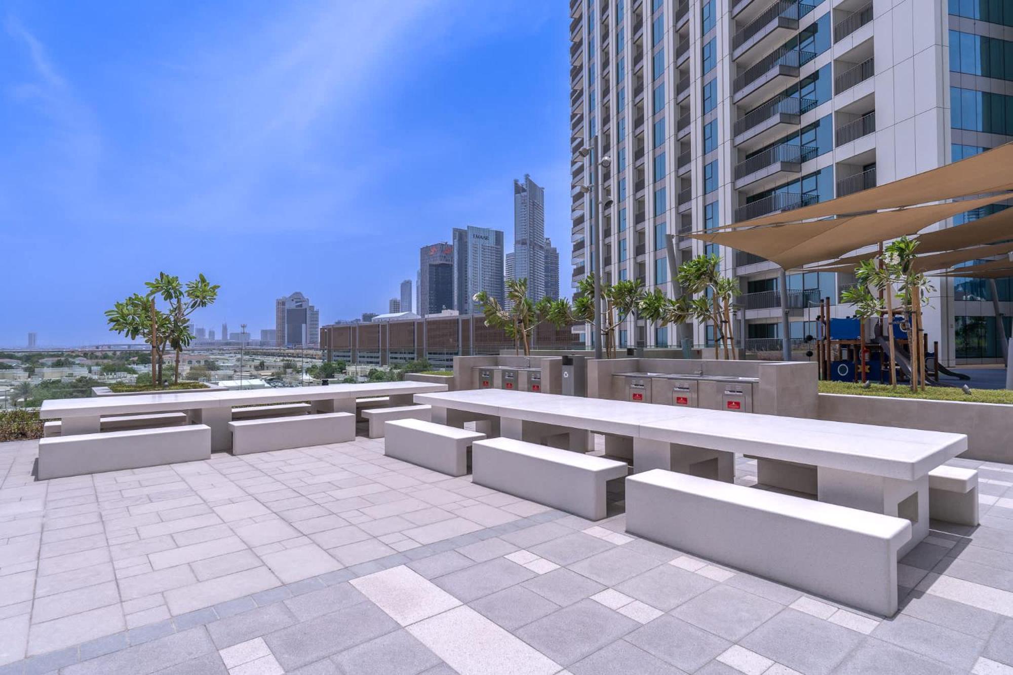 Apartment 4 Bedroom In Downtown With Full Burj Khalifa Views *