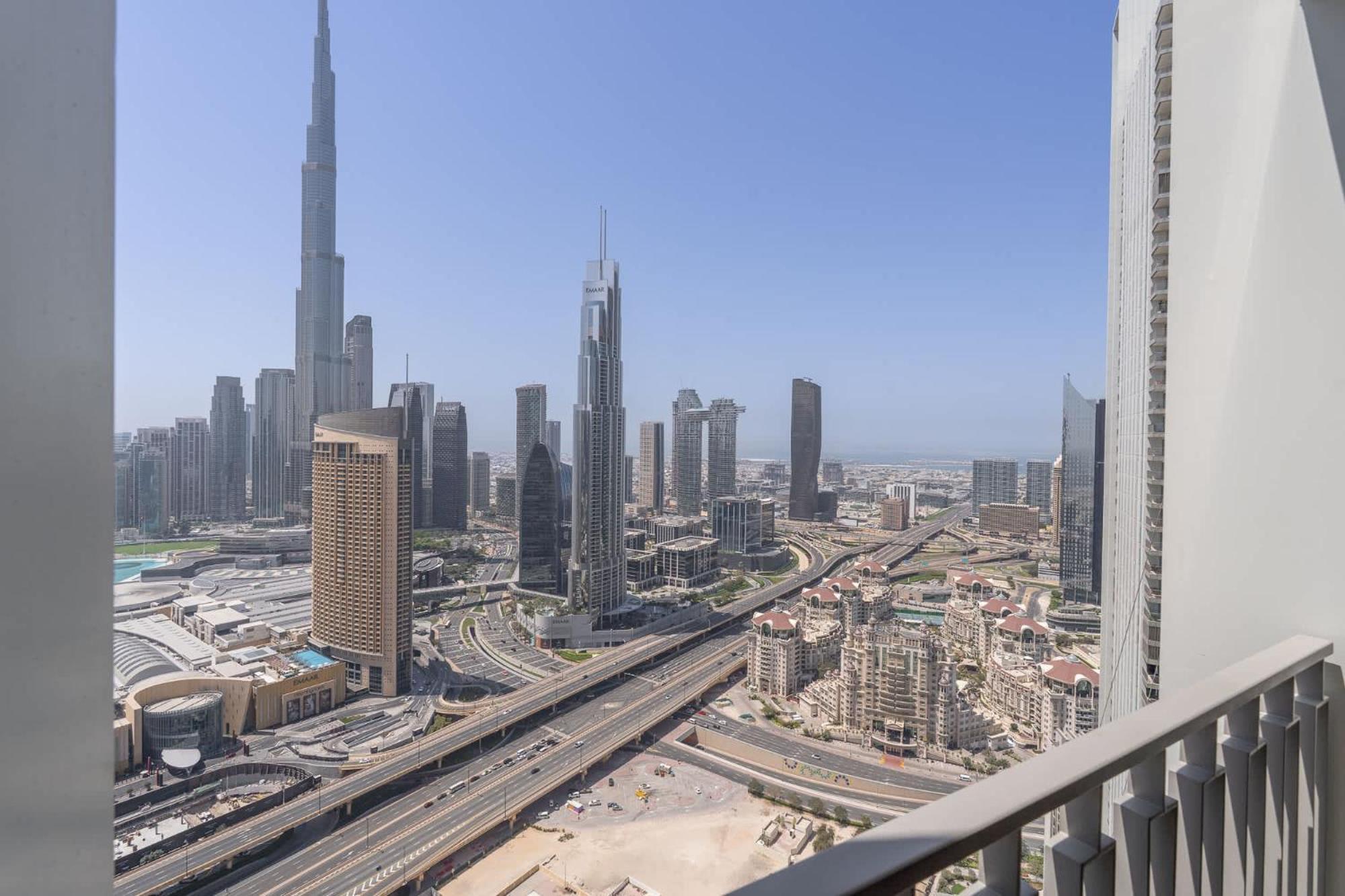 Apartment 4 Bedroom In Downtown With Full Burj Khalifa Views