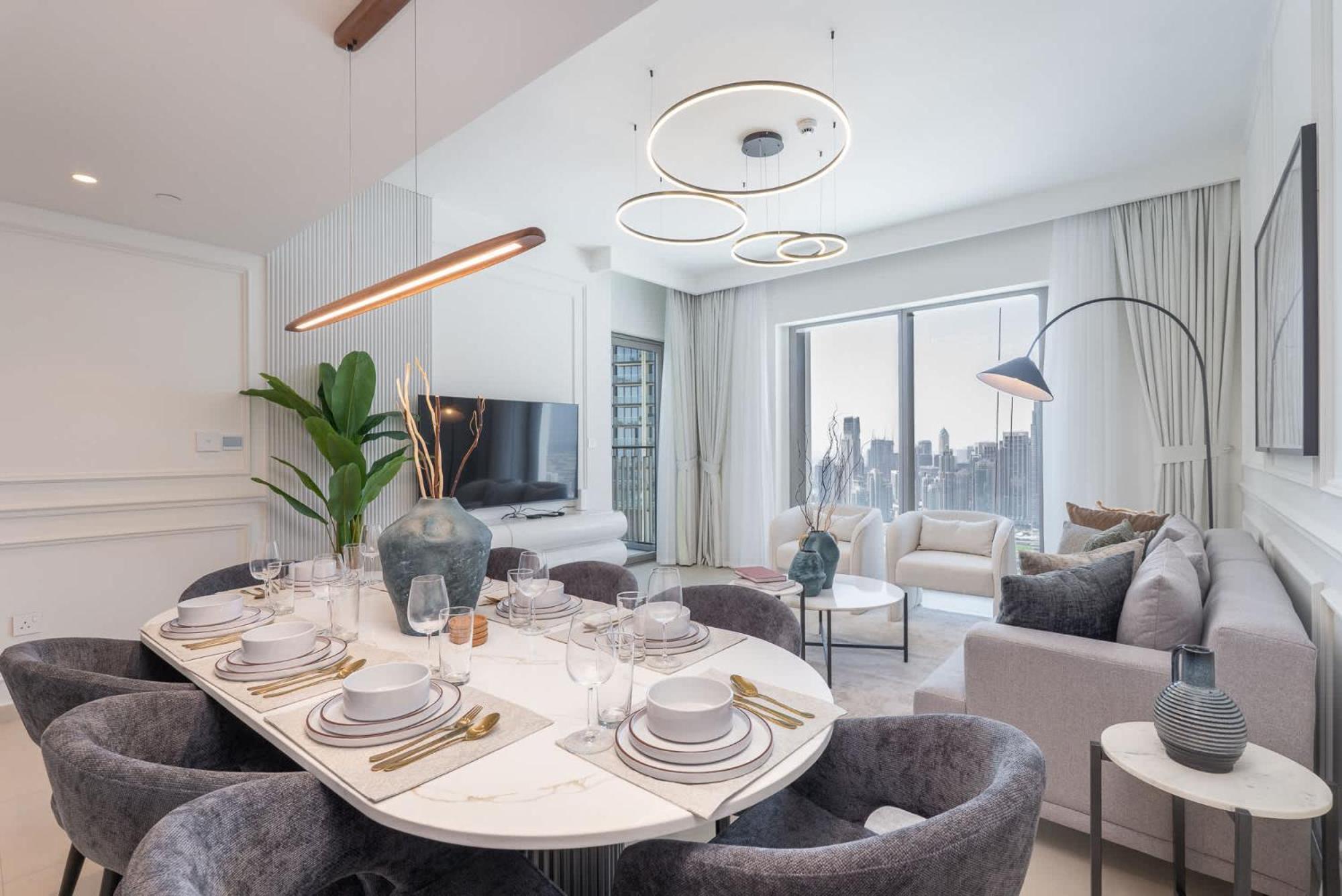 4 Bedroom In Downtown With Full Burj Khalifa Views *