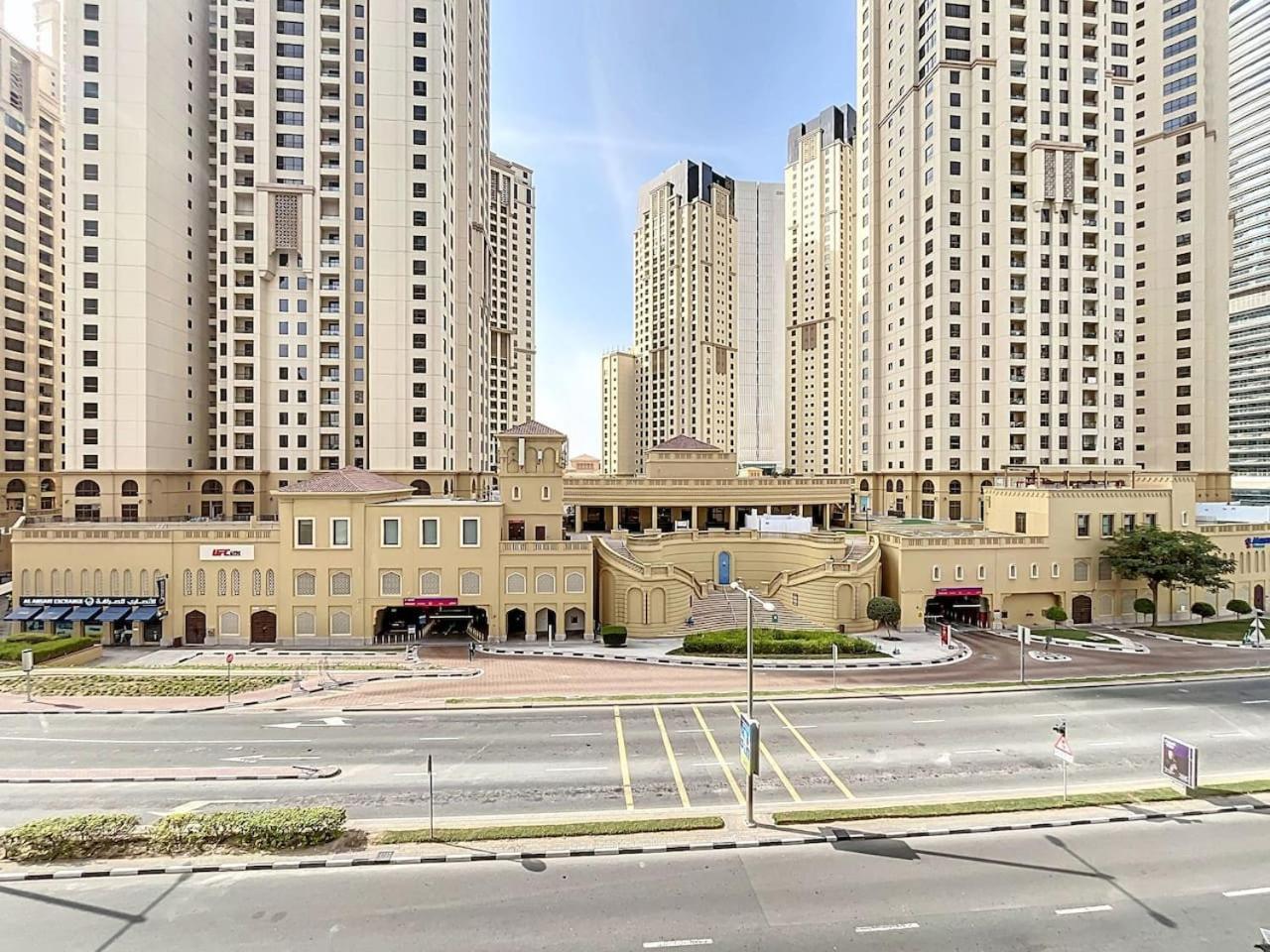 Liv Residences - Airy One Bedroom In Marina Dubai