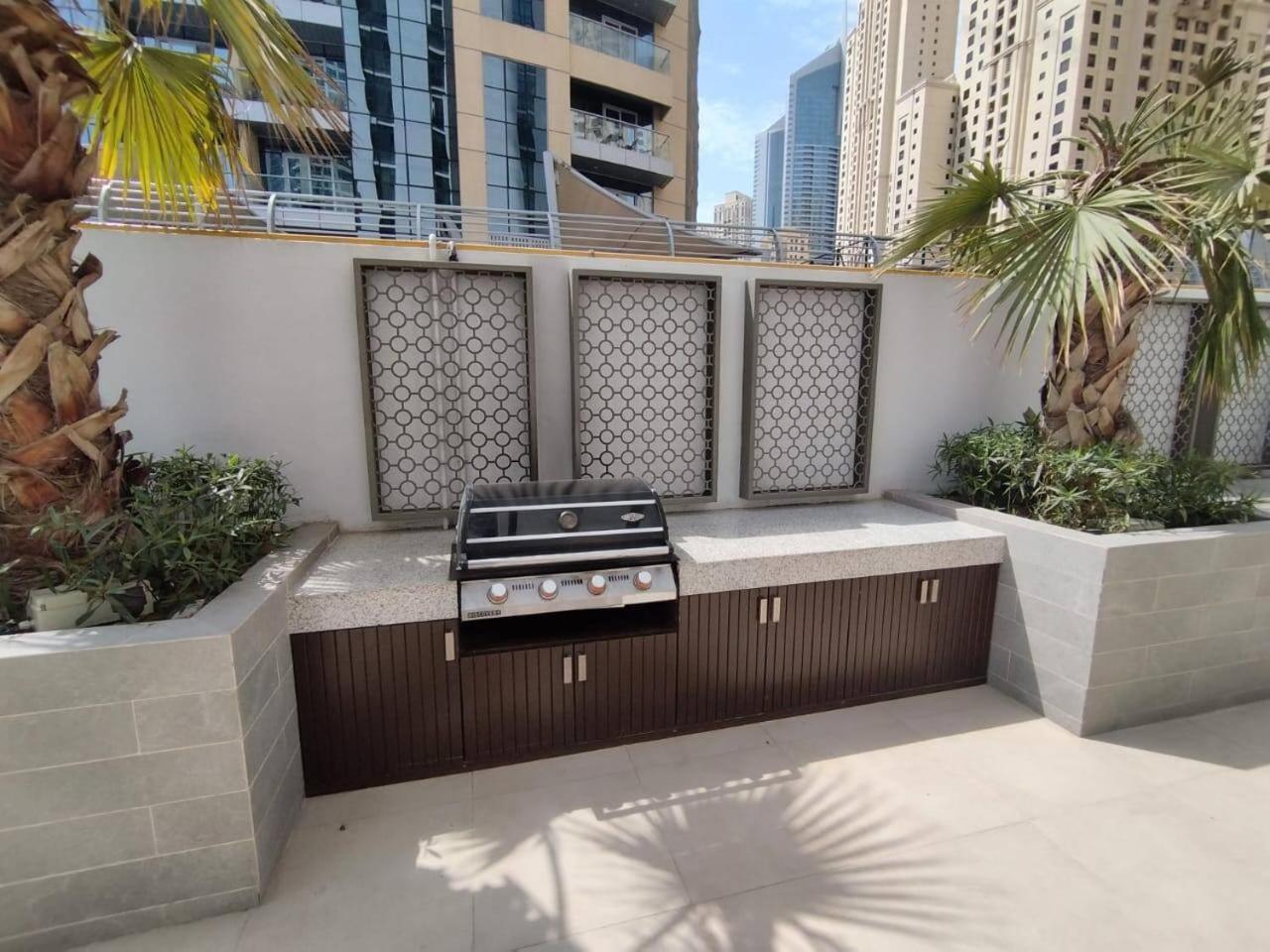 Apartment Liv Residences - Airy One Bedroom In Marina Dubai