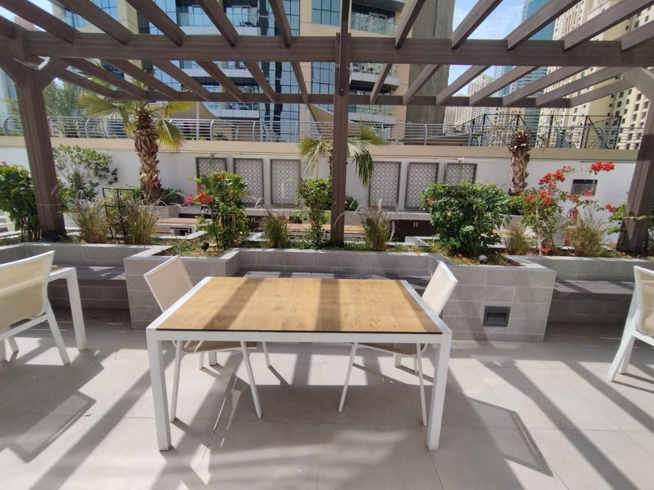 Apartment Liv Residences - Airy One Bedroom In Marina