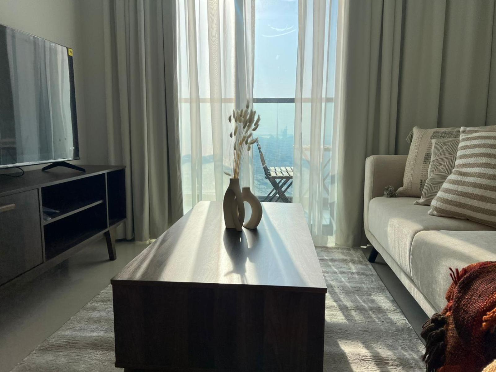 Elegant 2br - Aykon - 4312 Apartment Dubai