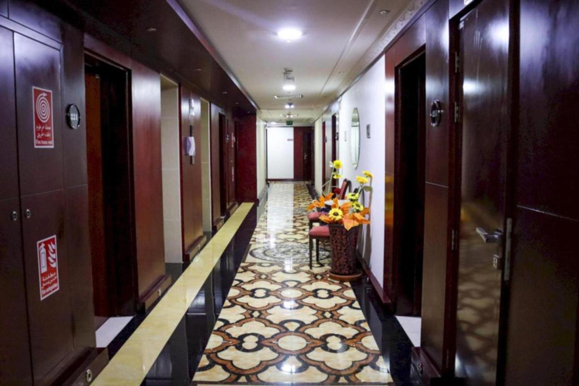 Palette Phoenix Hotel 3*