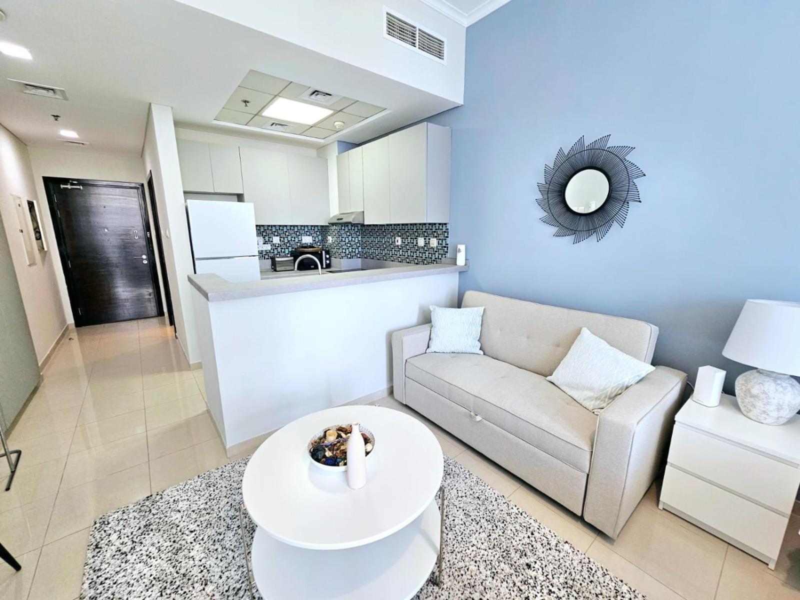 Sunrise Homes - Close To Jbr - Beautiful Apartment