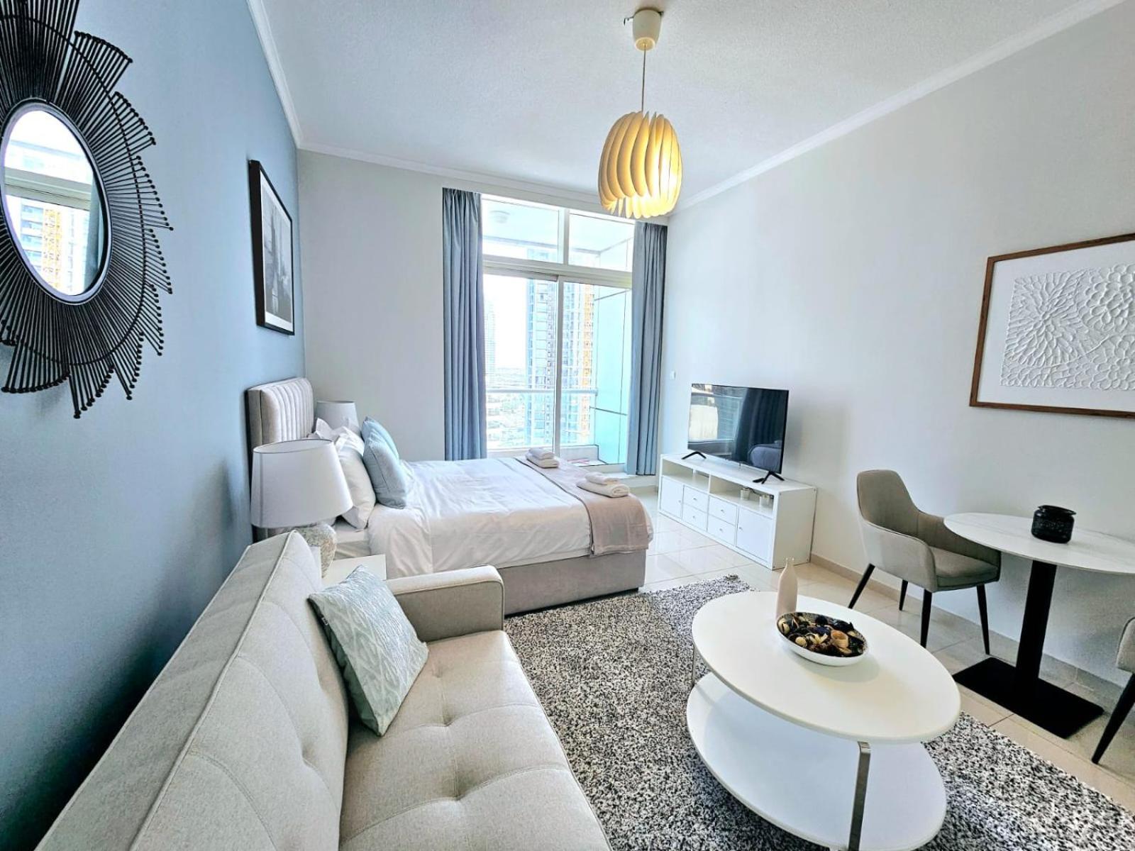 Sunrise Homes - Close To Jbr - Beautiful Dubai